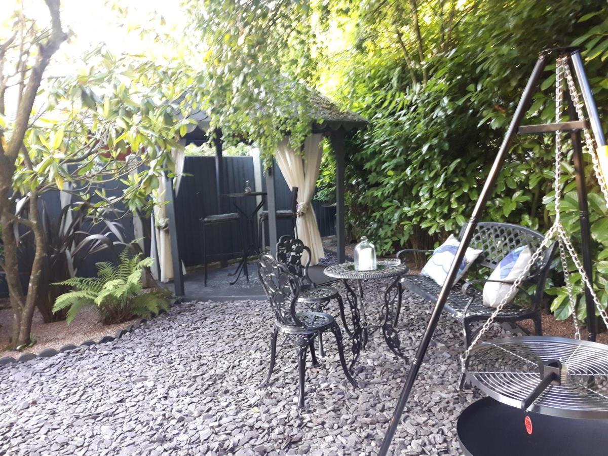 סאטון קולדפילד Ever Wanted To Go Off Grid Then This Is For You מראה חיצוני תמונה
