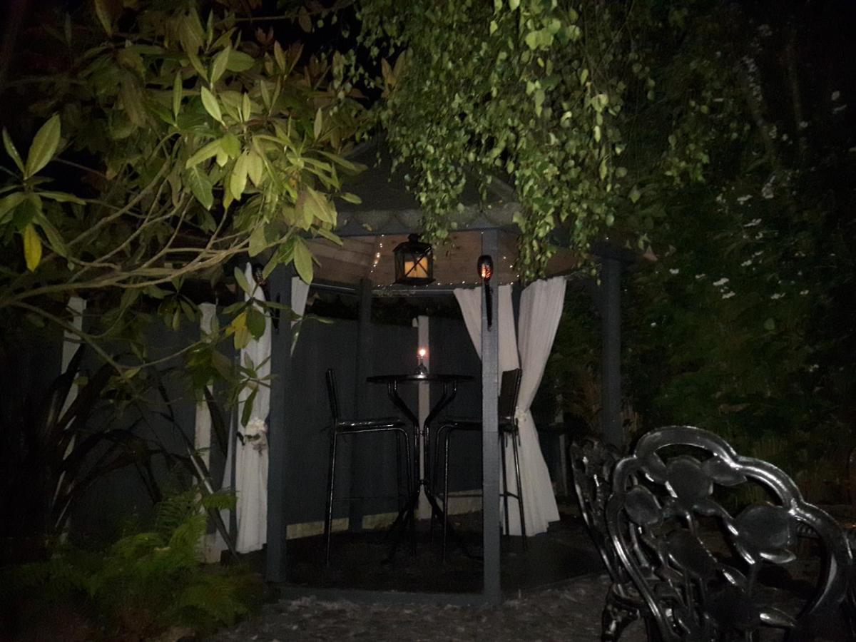 סאטון קולדפילד Ever Wanted To Go Off Grid Then This Is For You מראה חיצוני תמונה