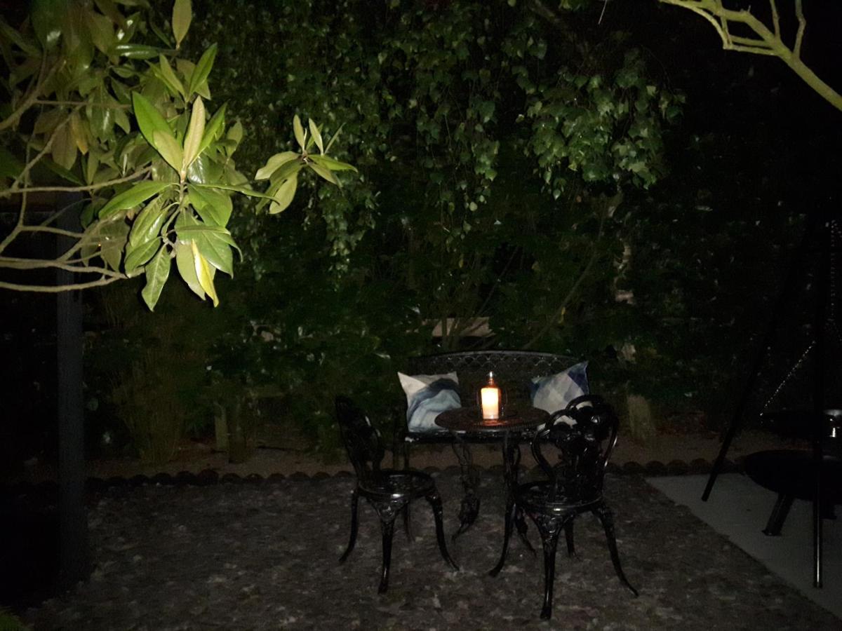 סאטון קולדפילד Ever Wanted To Go Off Grid Then This Is For You מראה חיצוני תמונה